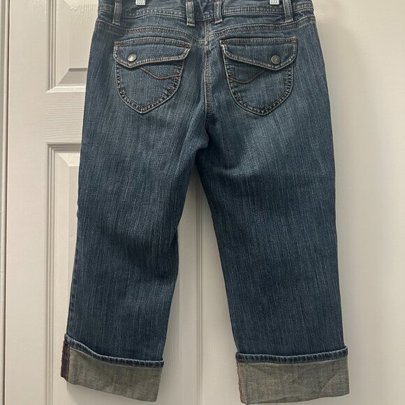 Ann Taylor Loft - Cuffed Cropped Jeans - 6P - Picture 3 of 3